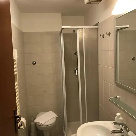 Giampy Nocleg ze śniadaniem 5*