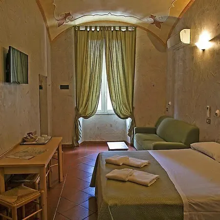 Nocleg ze śniadaniem Giampy 5*